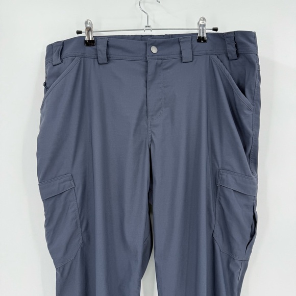 Duluth Trading Co. Women's Dry on the Fly Capris in Charcoal Gray Plus Size 18 - Picture 6 of 11